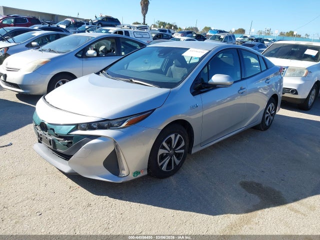 JTDKARFP2H3040444 Toyota Prius Prime Plus