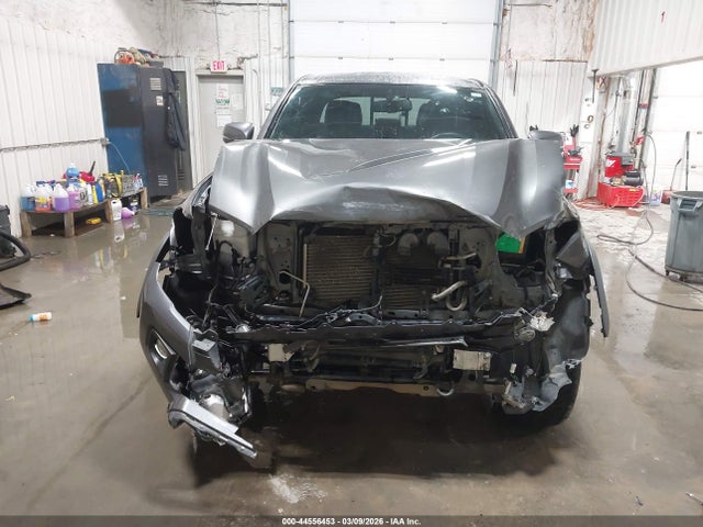 3TMCZ5AN1GM028889 Toyota Tacoma Trd Off Road