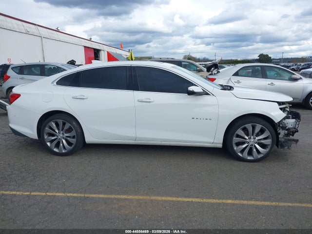 1G1ZH5SX3HF285561 Chevrolet Malibu Premier