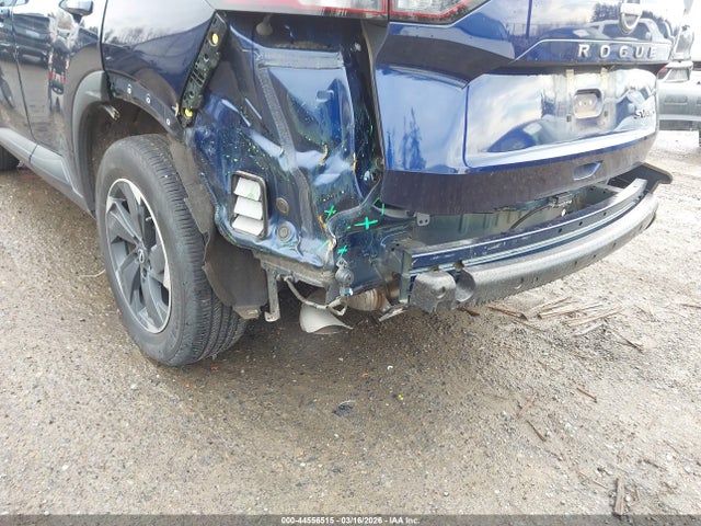 5N1BT3BB5RC695311 Nissan Rogue Sv Intelligent Awd