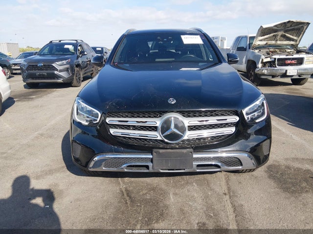44556517 :رقم المزاد ، WDC0G8DB3LF727473 vin ، 2020 Mercedes-benz Glc 300 مزاد بيع