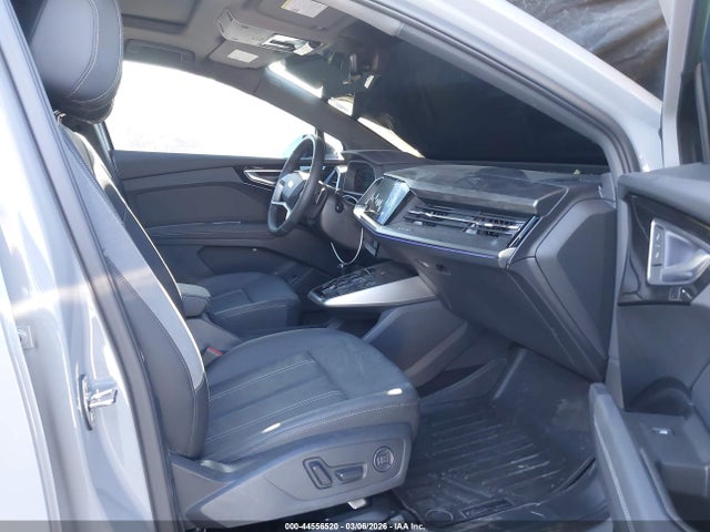 44556520 :رقم المزاد ، WA1B5BFZ9SP068569 vin ، 2025 Audi Q4 E-tron Premium 45 Quattro مزاد بيع