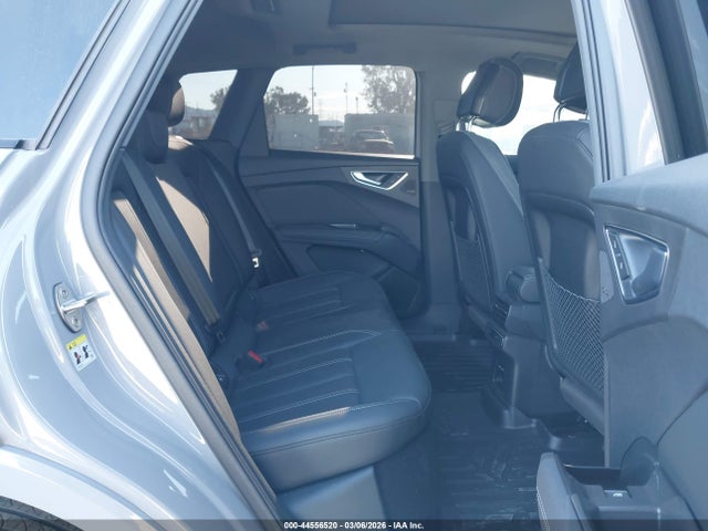 44556520 :رقم المزاد ، WA1B5BFZ9SP068569 vin ، 2025 Audi Q4 E-tron Premium 45 Quattro مزاد بيع