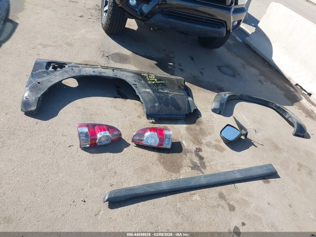 5TFJU4GN5FX081434 Toyota Tacoma Prerunner V6