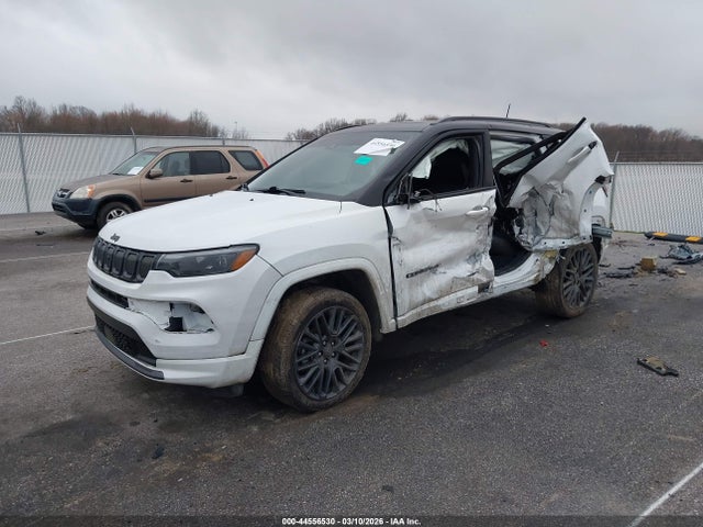 44556530 :رقم المزاد ، 3C4NJDCBXNT232803 vin ، 2022 Jeep Compass High Altitude 4x4 مزاد بيع