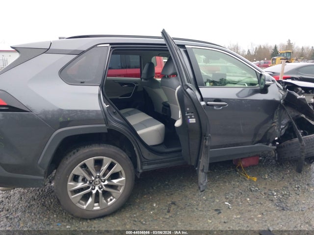 Toyota Rav4 Xle Premium 2025 JTMA1RFV6SJ043683 Image 8