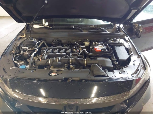 1HGCV1F34JA048247 Honda Accord Sport
