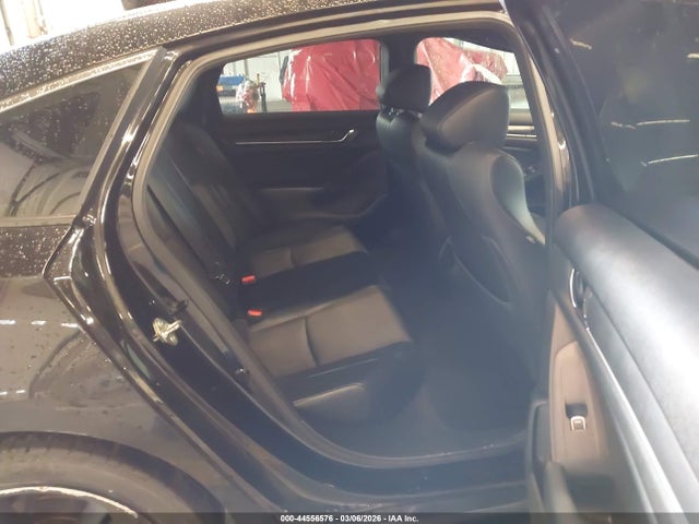 1HGCV1F34JA048247 Honda Accord Sport