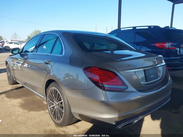 44556605 :رقم المزاد ، W1KWF8DB4MR648399 vin ، 2021 Mercedes-benz C 300 Sedan مزاد بيع