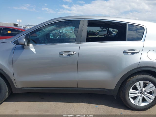 KNDPM3AC8K7562610 KIA Sportage Lx