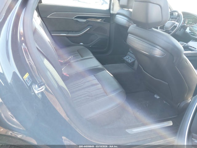 2019 AUDI A8 L WAU8DAF88KN007534 Photo 7