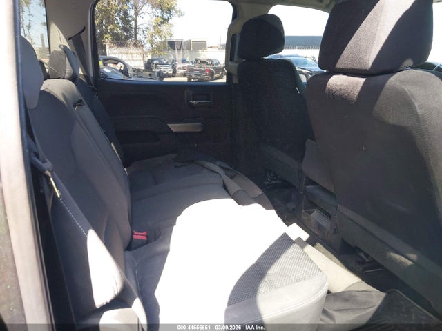 1GCPCREC8JF141572 Chevrolet Silverado 1500 1lt