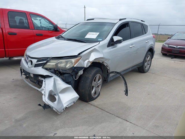 Toyota Rav4 Xle 2015 2T3WFREV2FW158507 Image 2