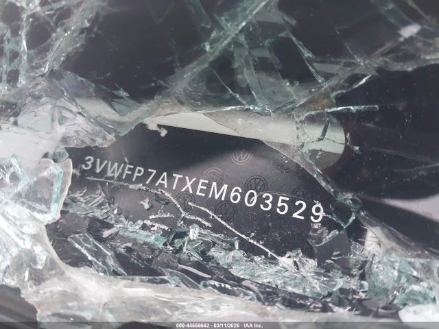 2014 VOLKSWAGEN BEETLE 3VWFP7ATXEM603529 Photo 8