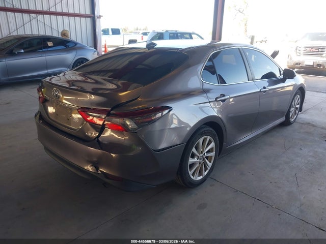 4T1C11AK4MU468307 Toyota CAMRY LE