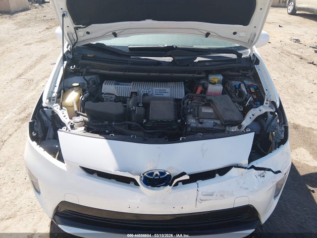 Toyota Prius Three 2014 JTDKN3DU8E1773874 Image 10