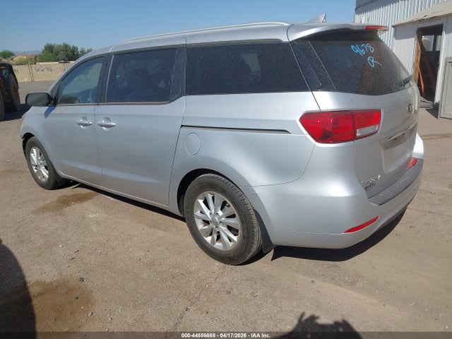 KNDMB5C10F6040033 KIA SEDONA LX