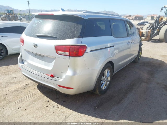 KNDMB5C10F6040033 KIA SEDONA LX