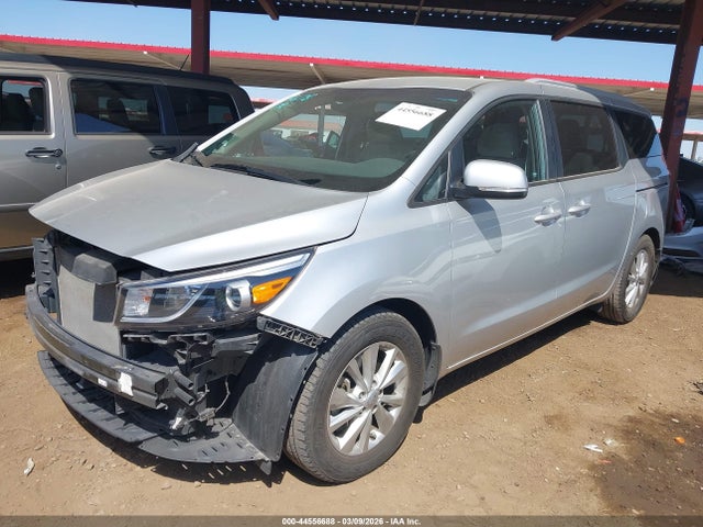 KNDMB5C10F6040033 KIA SEDONA LX