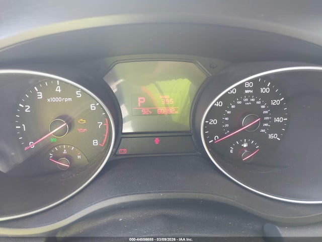 KNDMB5C10F6040033 KIA SEDONA LX