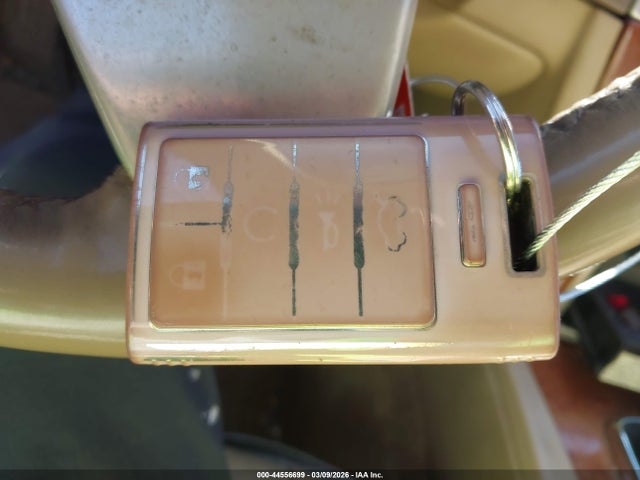 2010 CADILLAC STS 1G6DU6EV8A0131131 Photo 10