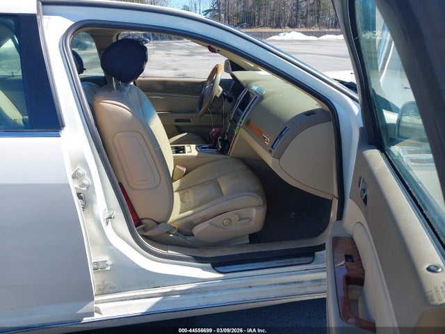 2010 CADILLAC STS 1G6DU6EV8A0131131 Photo 4