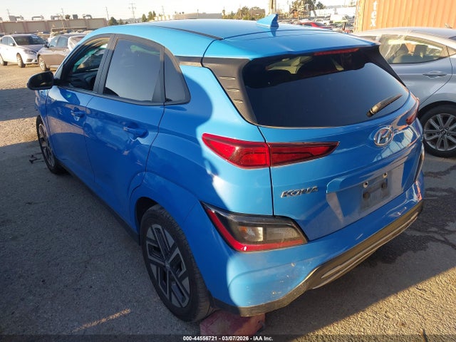 2022 HYUNDAI KONA ELECTRIC KM8K33AG2NU157957 Photo 2