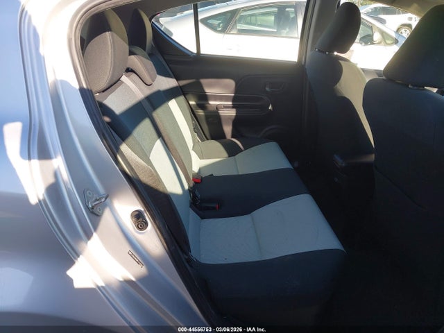 JTDKDTB39F1110781 Toyota Prius C Two