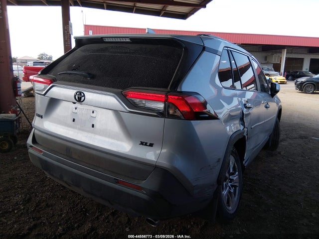 2023 TOYOTA RAV4 2T3W1RFV5PW243615 Photo 3