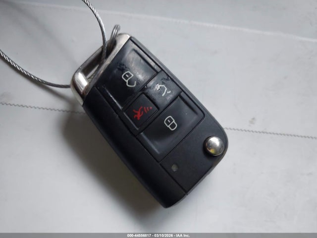 3VWC17AU8HM527021 Volkswagen Golf Sportwagen Tsi S/tsi Se/tsi Sel