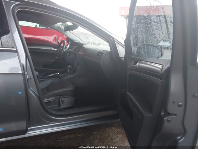 3VWC17AU8HM527021 Volkswagen Golf Sportwagen Tsi S/tsi Se/tsi Sel