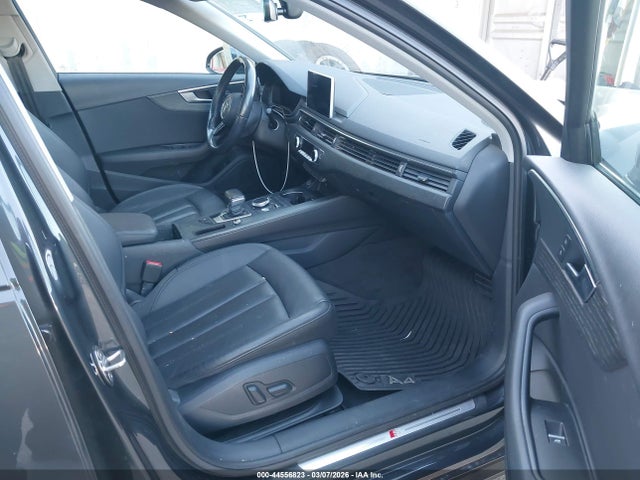 WAUKMAF48JA221643 Audi A4 2.0t Tech Ultra Premium/2.0t Ultra Premium