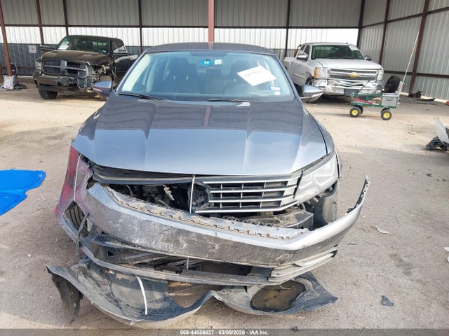 Aukcja sprzedaży 2017 Volkswagen Passat 1.8t S, vin: 1VWAT7A36HC085236, numer aukcji: 44556827