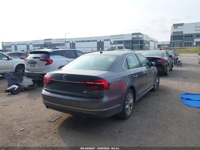 Aukcja sprzedaży 2017 Volkswagen Passat 1.8t S, vin: 1VWAT7A36HC085236, numer aukcji: 44556827