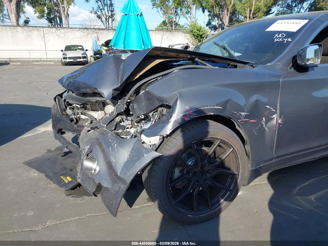 44556880 :رقم المزاد ، JN1AY1AR8BM570746 vin ، 2011 Infiniti M56x مزاد بيع