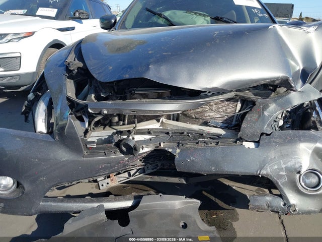 44556880 :رقم المزاد ، JN1AY1AR8BM570746 vin ، 2011 Infiniti M56x مزاد بيع
