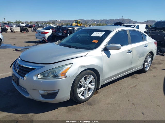 2014 Nissan Altima 2.5 Sv მანქანა იყიდება აუქციონზე, vin: 1N4AL3AP1EC187530, აუქციონის ნომერი: 44556914
