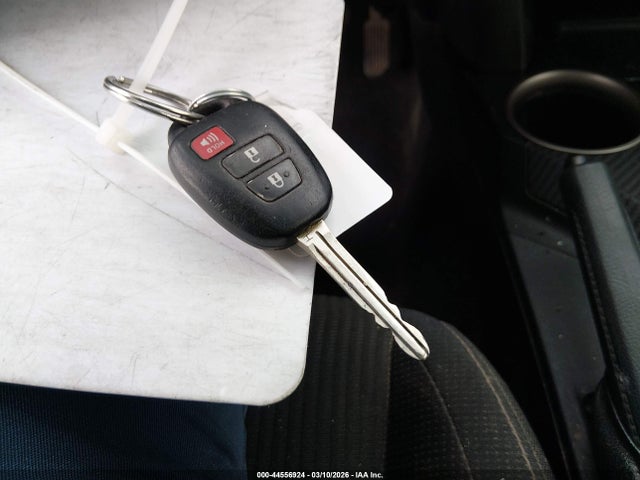 Toyota Rav4 Xle 2014 JTMWFREV9EJ000727 Image 11