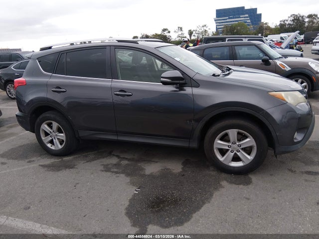 Toyota Rav4 Xle 2014 JTMWFREV9EJ000727 Image 13