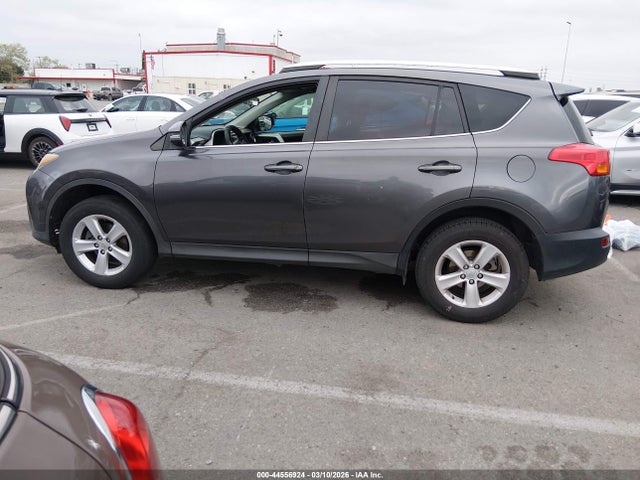 Toyota Rav4 Xle 2014 JTMWFREV9EJ000727 Image 14