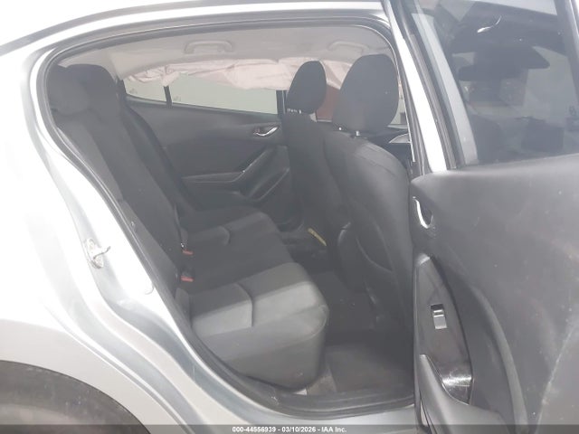 3MZBN1U7XJM270646 Mazda Mazda3 Sport