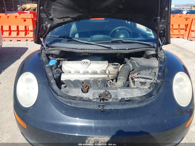 44556952 :رقم المزاد ، 3VWPW3AG9AM021337 vin ، 2010 Volkswagen New Beetle 2.5l Final Edition مزاد بيع