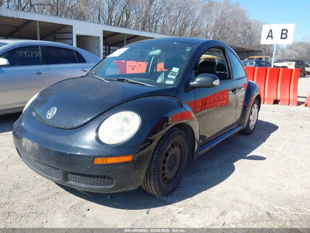 44556952 :رقم المزاد ، 3VWPW3AG9AM021337 vin ، 2010 Volkswagen New Beetle 2.5l Final Edition مزاد بيع