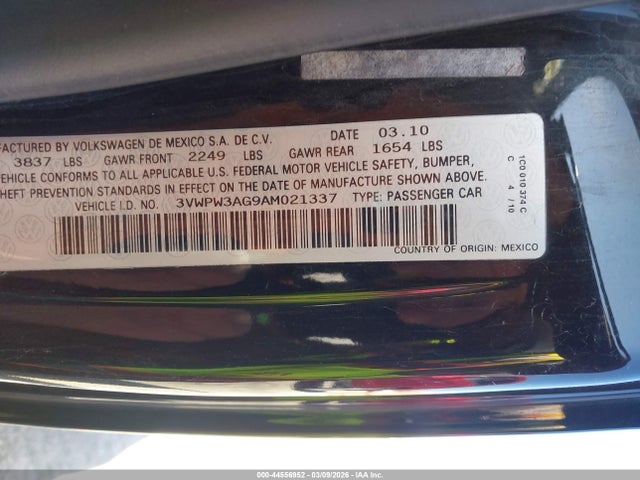 44556952 :رقم المزاد ، 3VWPW3AG9AM021337 vin ، 2010 Volkswagen New Beetle 2.5l Final Edition مزاد بيع