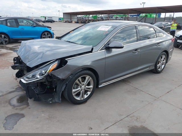 Продажа на аукционе авто 2019 Hyundai Sonata Sport, vin: 5NPE34AF5KH739992, номер лота: 44556964