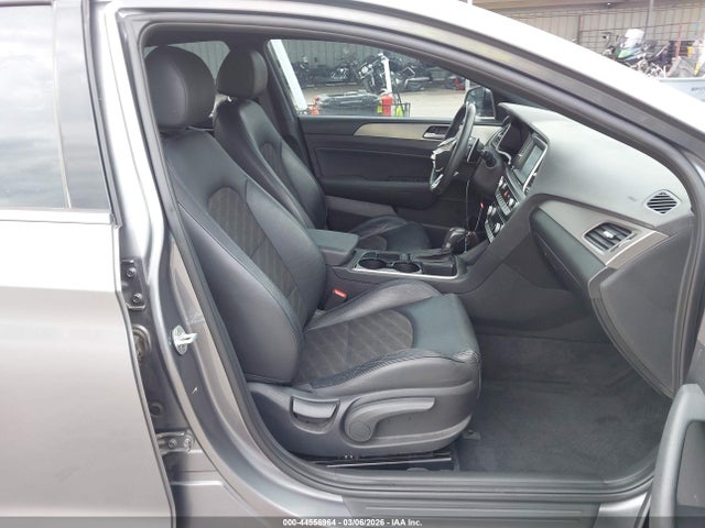 Продажа на аукционе авто 2019 Hyundai Sonata Sport, vin: 5NPE34AF5KH739992, номер лота: 44556964