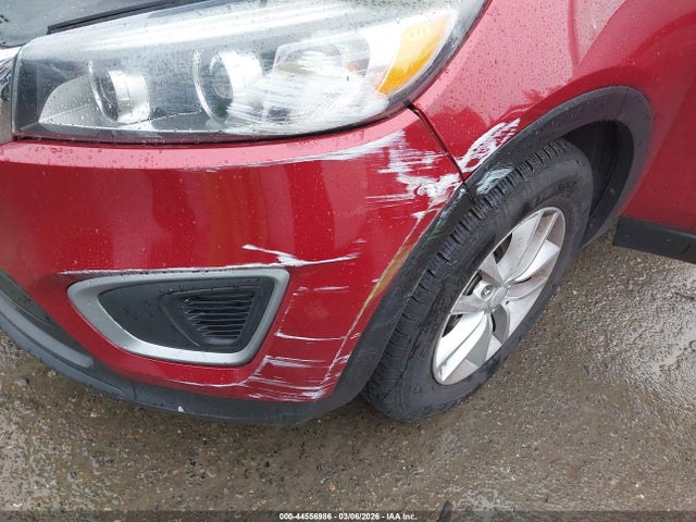 5XYPGDA55GG132347 KIA Sorento 3.3l Lx