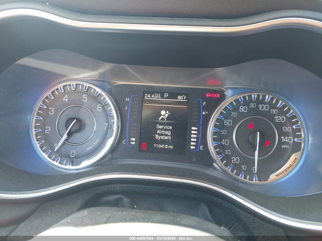 2015 Chrysler 200 Limited მანქანა იყიდება აუქციონზე, vin: 1C3CCCAB5FN746935, აუქციონის ნომერი: 44557004