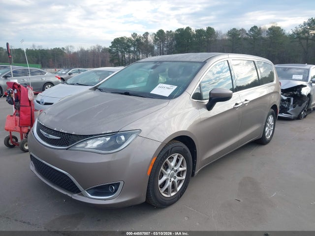 2017 Chrysler Pacifica Touring Plus მანქანა იყიდება აუქციონზე, vin: 2C4RC1BG9HR788468, აუქციონის ნომერი: 44557007