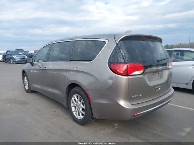 2017 Chrysler Pacifica Touring Plus მანქანა იყიდება აუქციონზე, vin: 2C4RC1BG9HR788468, აუქციონის ნომერი: 44557007